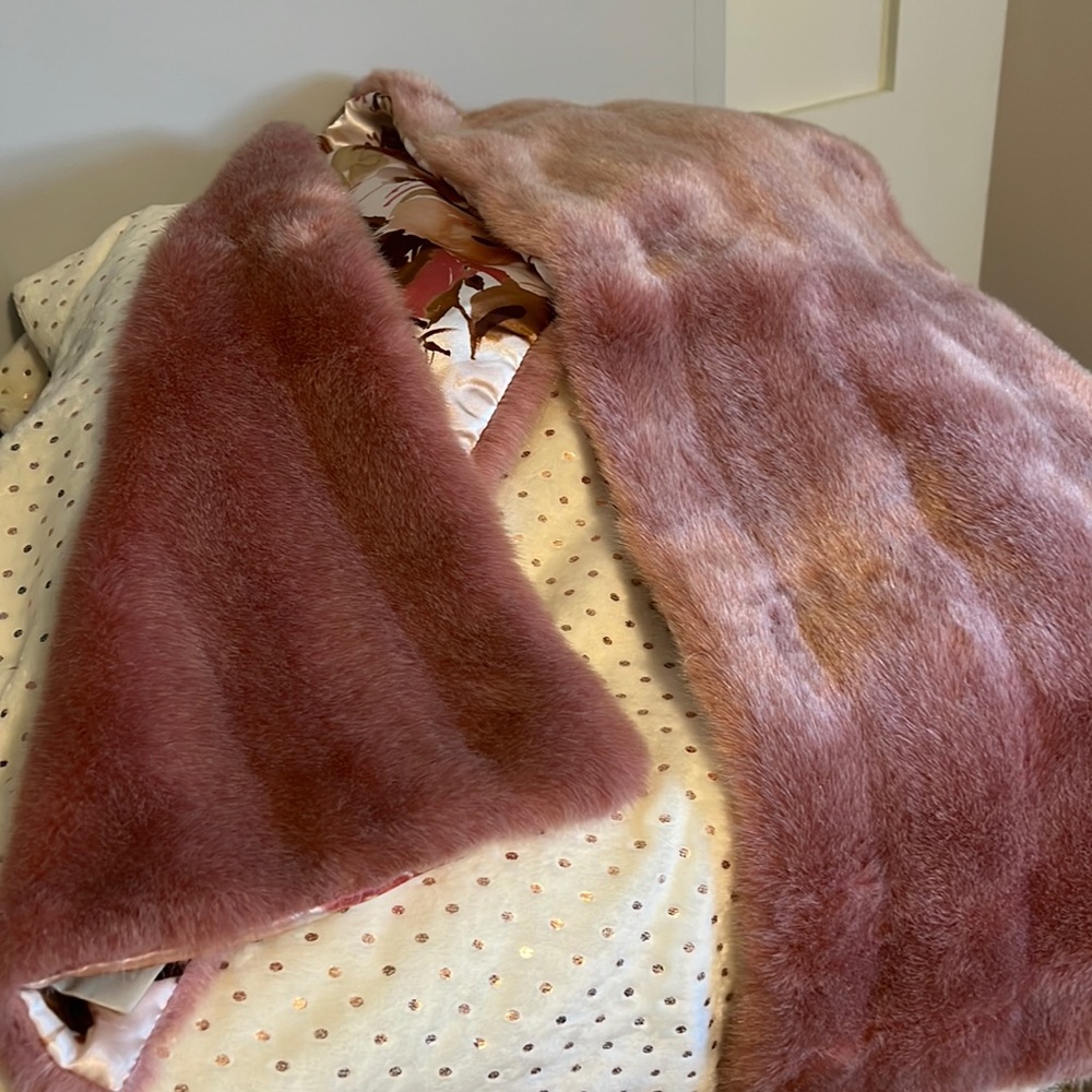 Pink-ish wrap.